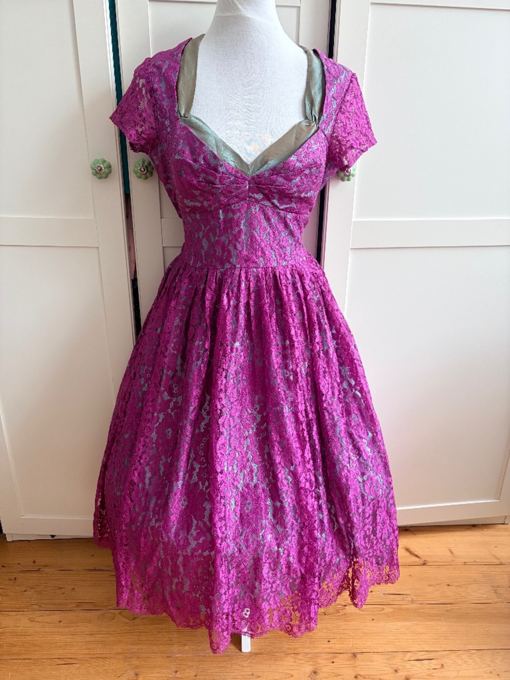 Nancy Mac vintage dress M/L lace